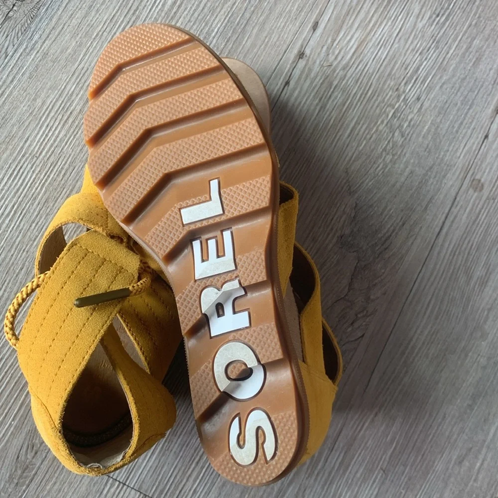 Sorel Joanie II Lace - Golden Yellow Wedge Size 9 - Picture 7 of 15